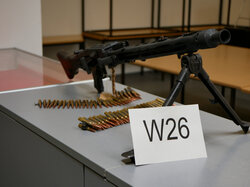  Nr._W26_5_Deko-Maschinengewehr__30_Euro.JPG