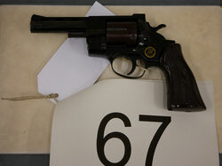 Nr._W67_1_Revolver_Arminius__HW_38__Kal._38_Spezial__20_Euro.JPG