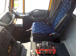  Nr._77_6_Dreiachs_LKW_Kipper_Iveco_Mindestgebot_28000_Euro.JPG