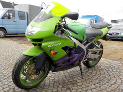  Nr._25_1_Motorrad_Kawasaki_ZX_900C_Mindestgebot_1000_Euro.JPG