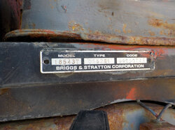  Nr._21_3_Küpper_Weisser_Motor_Feuchtsalzstreuer_Mindestgebot_800_Euro.JPG