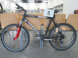 Nr._005__Fahrrad__Giant_gebraucht__Mindestgebot_50_Euro.JPG