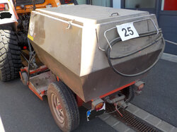  Nr._25_1_Schwemmsauggerät_Agrotop_SSB_400_Mindestgebot_2.500_Euro.JPG