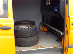  Nr._09_8_Mercedes_Benz_Vito_4x4_113_CDI_Extralang_Mindestgebot_3.200_Euro.JPG