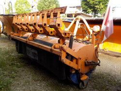  Nr._14_1_Vorbaukehrbesen_Schmidt_Mindestgebot_800_Euro.JPG