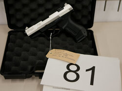  Nr._W81_2_Schreckschusspistole_Walther_P99__9mm__20_Euro.JPG
