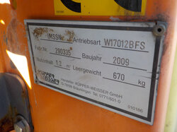  Nr._21_4_Küpper_Weisser_Motor_Feuchtsalzstreuer_Mindestgebot_800_Euro.JPG