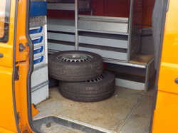  Nr._01_17_VW_T5_Kasten_Lang_4_Motion__Mindestgebot_6300_Euro.JPG