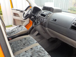 Nr._11_11_VW_T5_Kombi_Lang_4_Motion_Mindestgebot_6.400_Euro.JPG
