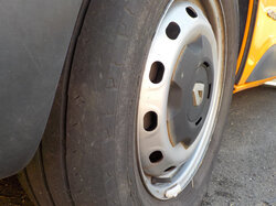  Nr._29_6_Renault_Trafic_Mindestgebot_1.000_Euro.JPG
