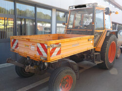  Nr._23_01_Traktor_Fendt_Xaver_F360GT_Mindestgebot_19.000_Euro.JPG