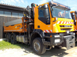  Nr._77_2_Dreiachs_LKW_Kipper_Iveco_Mindestgebot_28000_Euro.JPG