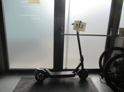 Nr._112_E-Scooter_So_Flow__Mindestgebot_15_Euro.JPG