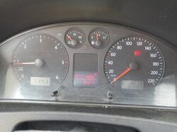  Nr._15_5_VW_T5_Kombi_Mindestgebot_1.900_Euro.JPG
