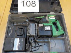  Nr._108_Bohrhammer_Hitachi_Mindestgebot_40_Euro.JPG