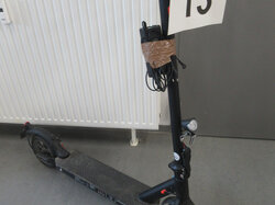Nr._013__1_E-Scooter__gebraucht_mit_Ladegebrät__Mindestgebot_70_Euro.JPG