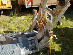  Nr._35_1_Zwei_Säulen_Hebebühne_Becker_u_Söhne_TW_350_16_H_Mindestgebot_350_Euro.JPG