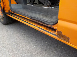  Nr._15_17_VW_T5_Kombi_Mindestgebot_1.900_Euro.JPG