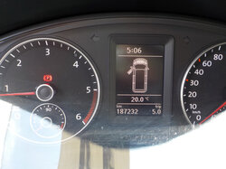  Nr._14_12_VW_T5_Caravelle_Comfortline_Mindestgebot_7.900_Euro.JPG