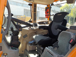  Nr._22_11_Traktor_Fendt_210_Vario_Mindestgebot_35.000_Euro.JPG