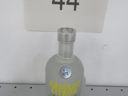  Nr._044__1_Flasche_Absolut_Vodka__Mindestgebot_8_Euro_01.JPG