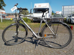  Nr._S02_2_Trekkingrad_Pegasus_Mindestgebot_30_Euro.JPG