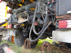 Nr._81_09_Unimog_U_530_mit_Mähgerät_Mulag_MKM_700_u_Schneepflug_Beilhack_u_Streuer_Küpper_Weisser_Mindestgebot_38000_Euro.JPG