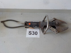  Nr._S30_1_Hydraulikschere_Mindestgebot_50_Euro.JPG