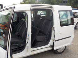  Nr._05_6_VW_Caddy_T_Tip_110_Trendline_Mindestgebot_5.200_Euro.JPG