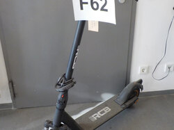  Nr._062_E-Scooter_RCB_Mindestgebot_50_Euro.JPG