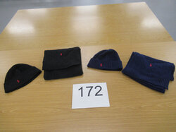 Nr._172_2_Mützen__2_Schals_Ralph_Lauren_Mindestgebot_40_Euro_01.JPG