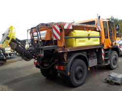 Nr._35_4_Unimog_U400_Mindestgebot_13.000_Euro.JPG