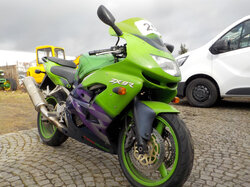  Nr._25_2_Motorrad_Kawasaki_ZX_900C_Mindestgebot_1000_Euro.JPG