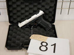  Nr._W81_1_Schreckschusspistole_Walther_P99__9mm__20_Euro.JPG