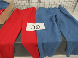  Nr._039__9_Damenhosen__neu__verschiedene_Größen__Mindestgebot_15_Euro_01.JPG