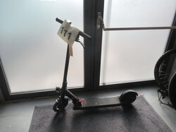 Nr._111_E_-_Scooter_Telefunken__Mindestgebot_15_Euro.JPG
