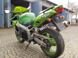  Nr._25_4_Motorrad_Kawasaki_ZX_900C_Mindestgebot_1000_Euro.JPG